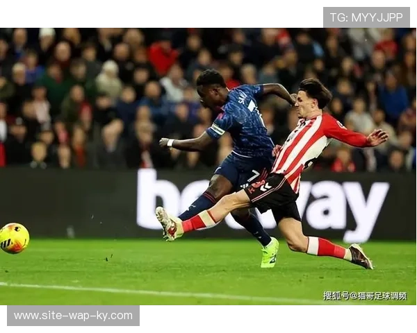 高位逼抢战术在英超持续进化 前锋久克雷斯成压迫执行典范 高位逼抢战术在英超持续进化 前锋久克雷斯成压迫执行典范